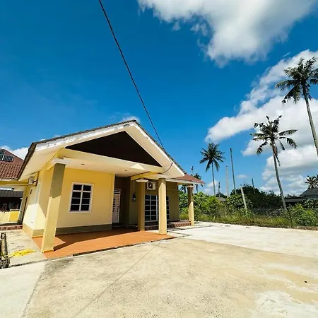 Nawra Iman Holiday Home Dungun Exterior photo